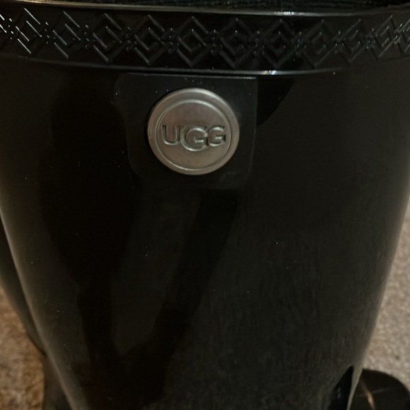 Gently Worn - Women’s Ugg Rain Boots - Picture 2 of 5